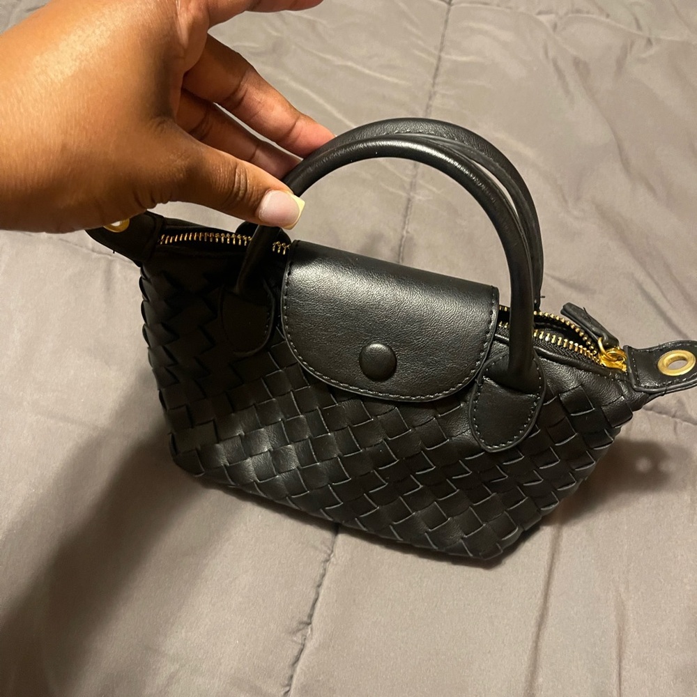 Elegant Black Woven Handbag
